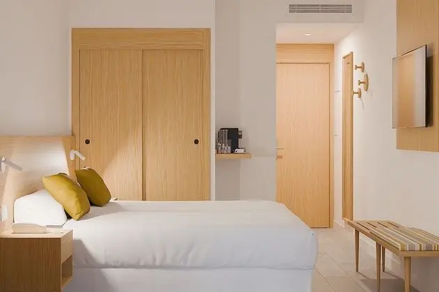 Büyük Yataklı Tek Kişilik Oda, Balkon