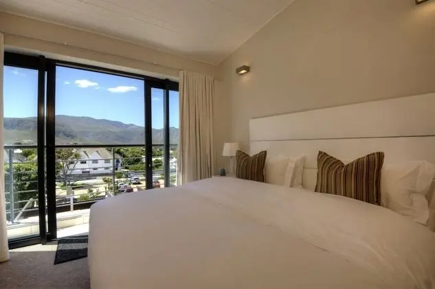 Three Bedroom Luxury Apartment