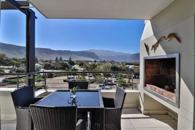 Three Bedroom Luxury Apartment