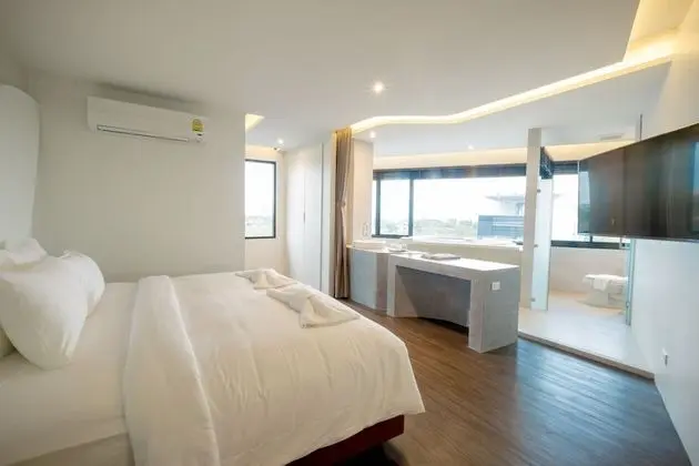 Two Bedrooms 1 King and 2 Single Beds - Transfer from Hua Hin Airport