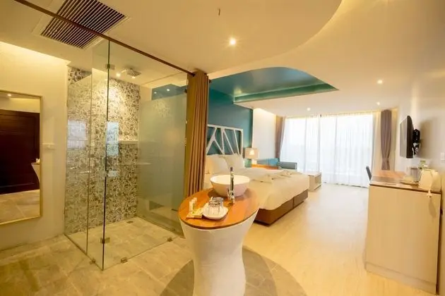 Two Bedrooms 1 King and 2 Single Beds - Transfer from Hua Hin Airport