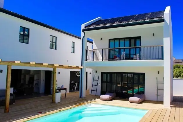 Pool Suite at the Villa