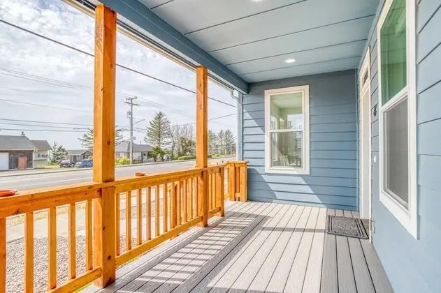 Ev, Birden Çok Yatak (Whale Tale and Arcade)