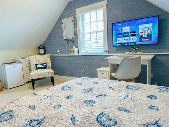 Romantic Oda, 1 Büyük (Queen) Boy Yatak, Sigara İçilmez, Ortak Banyo