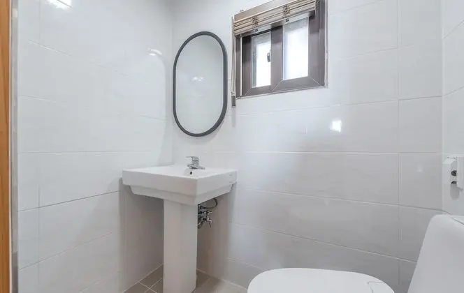 Deluxe Tek Büyük Yataklı Oda, Jakuzi, Okyanus Manzaralı (MobyDick)