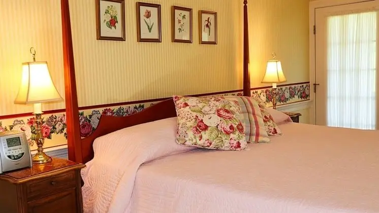 Luxury Tek Büyük Yataklı Oda, Banyolu/Duşlu (Carriage House 3)