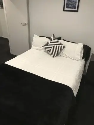 Ev