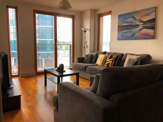 Executive Apart Daire, 2 Yatak Odası, 2 Banyolu, Marina Manzaralı