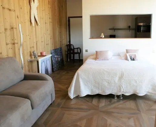 Business Tek Büyük Yataklı Oda