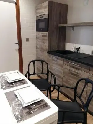 Business Tek Büyük Yataklı Oda