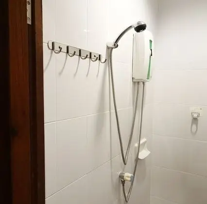 Ortak Ranzalı Oda, Karma Ranzalı Oda