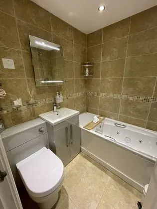 Luxury Tek Büyük Yataklı Oda (Four Poster)