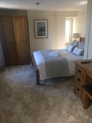 Deluxe Tek Büyük Yataklı Oda, Özel Banyo