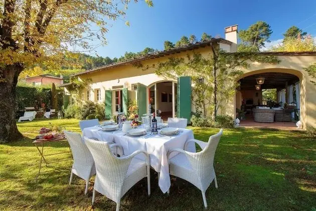 Villa