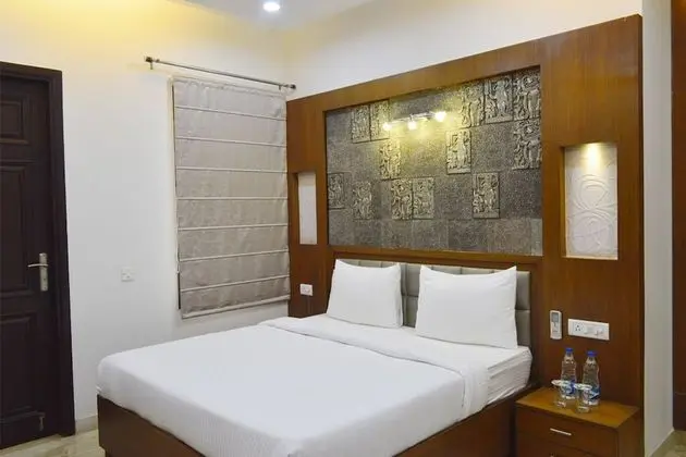Luxury Tek Büyük Yataklı Oda