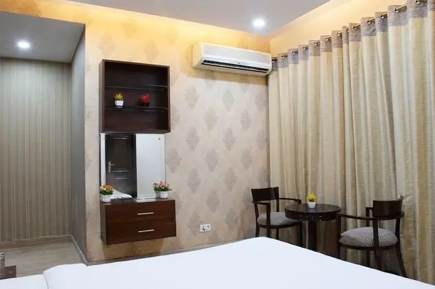 Luxury Tek Büyük Yataklı Oda