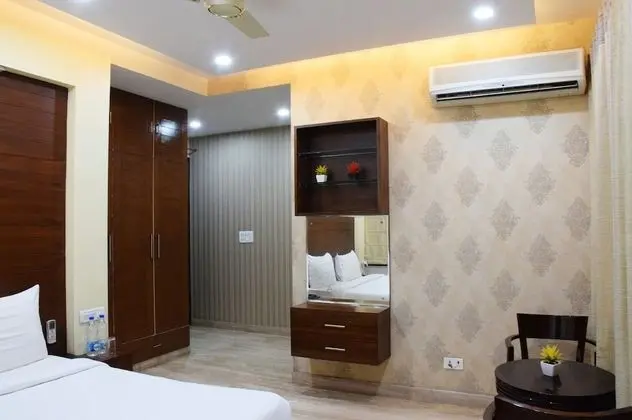 Luxury Tek Büyük Yataklı Oda