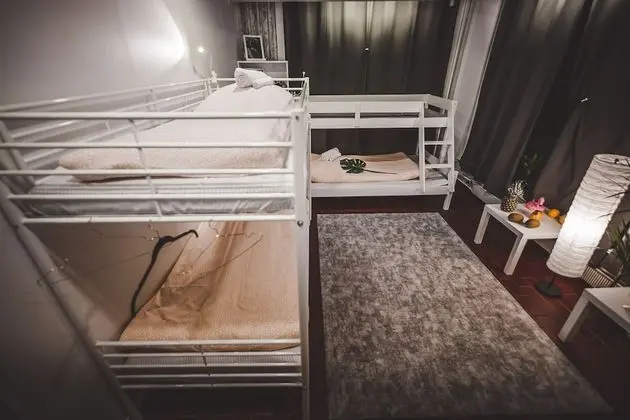 Ortak Ranzalı Oda, Karma Ranzalı Oda, Sigara İçilmez (6 beds)