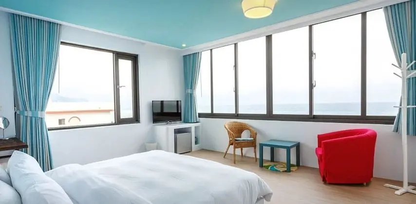 Luxury Tek Büyük Yataklı Oda, 1 Büyük (Queen) Boy Yatak, Küvet, Okyanus Manzaralı