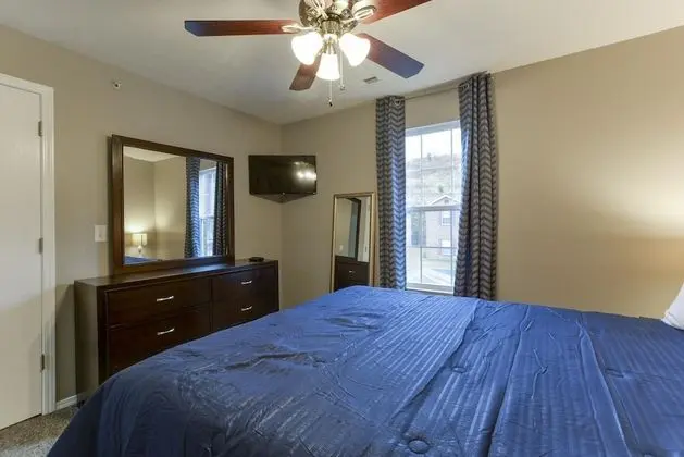 Daire (Whimsy Vibes - Side by side Condo's -)