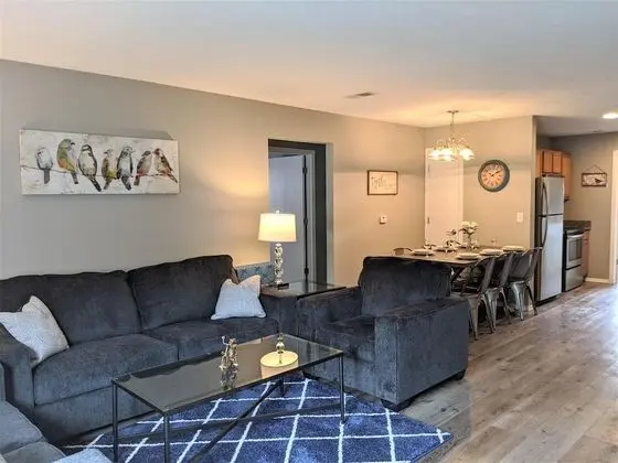 Daire (Whimsy Vibes - Side by side Condo's -)