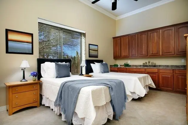 Ev (Multiple Bedrooms)