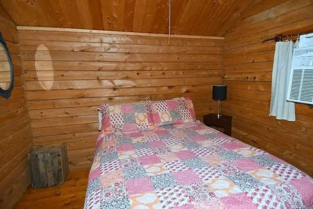 Ev, 1 Çift Kişilik Yatak (Whispering Hills)