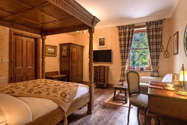 Four Poster Junior Suite