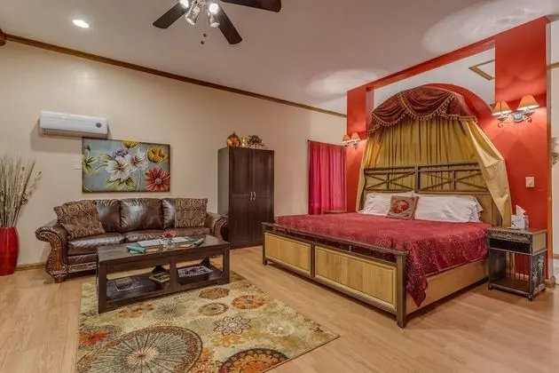 Luxury Oda, 1 En Büyük (King) Boy Yatak