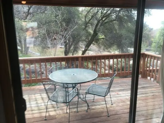 Mountain View King + Single