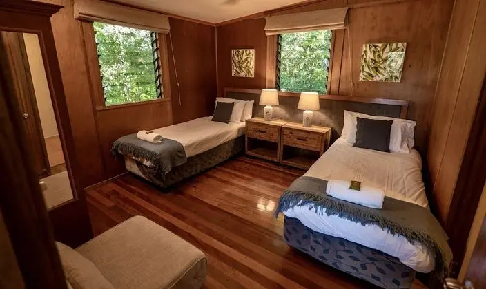Deluxe Kır Evi, 2 Yatak Odası, 2 Banyolu (Bush Cottage 2 bath)