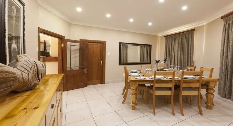 Villa, 4 Yatak Odası, Sigara İçilmez