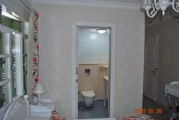 Standart Oda, Kara Manzaralı