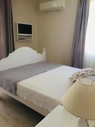 Teraslı Suit Oda, Simge Yapı Manzaralı, Teraslı