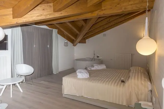 Junior Süit, 1 Yatak Odası, Küvet, Dağ Manzaralı