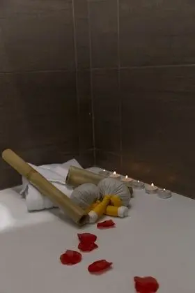 Junior Suite, 1 Bedroom, Bathtub, Mountain View