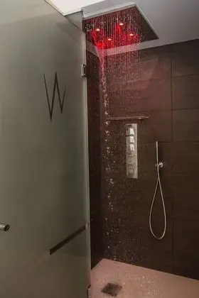 Junior Suite, 1 Bedroom, Bathtub, Mountain View
