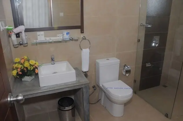 Deluxe Tek Büyük Yataklı Oda, Buzdolabı, Plaj Manzaralı