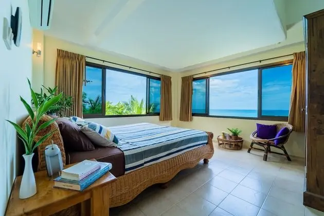 4-Bedroom Luxury Villa