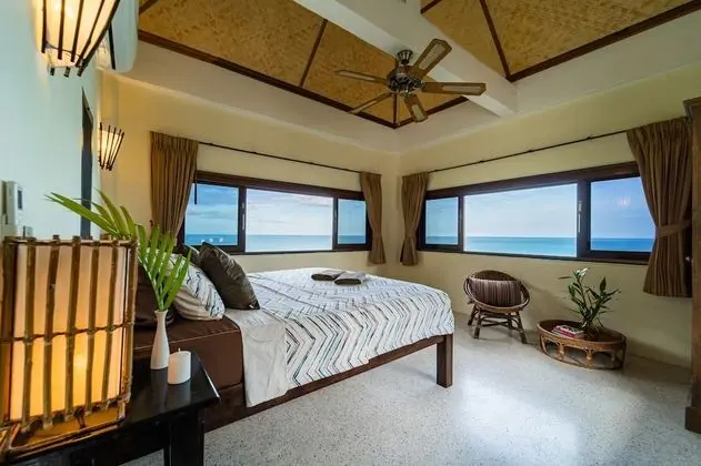 4-Bedroom Luxury Villa