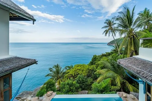 4-Bedroom Luxury Villa