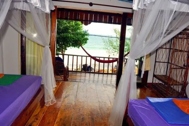 Bungalov, 1 Yatak Odası, Denize Sıfır (  AC  )