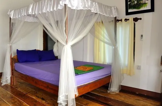 Bungalov, Deniz Manzaralı (AC Room)