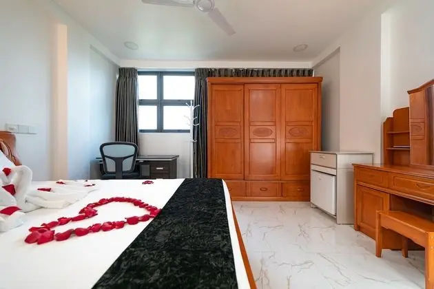 Deluxe Tek Büyük Yataklı Oda, Deniz Manzaralı