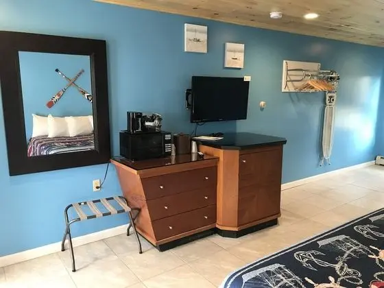 Deluxe Tek Büyük Yataklı Oda, 2 Çift Kişilik Yatak, Engellilere Uygun, Buzdolabı ve Mikrodalga