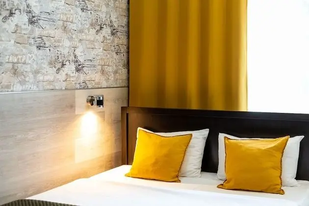 Comfort Tek Büyük Yataklı Oda