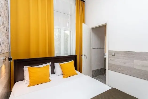 Comfort Tek Büyük Yataklı Oda