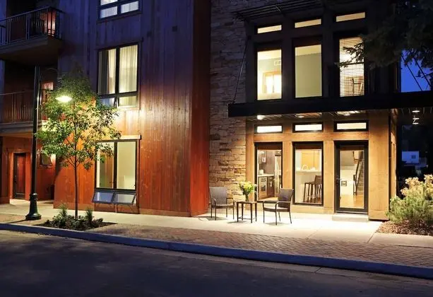 Luxury Çatı Katı Süiti (Penthouse), Birden Çok Yatak