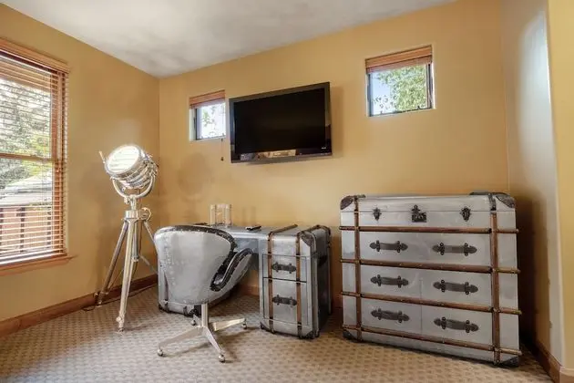 Luxury Çatı Katı Süiti (Penthouse), Birden Çok Yatak