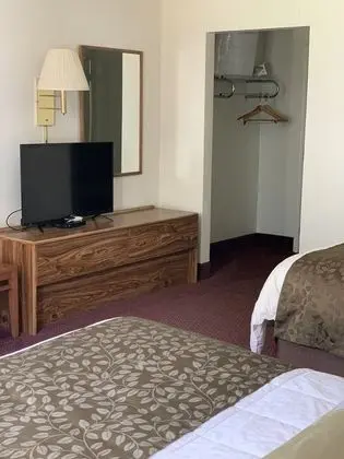 Deluxe Tek Büyük Yataklı Oda, 2 Çift Kişilik Yatak